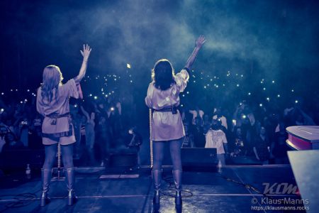 Großartige Stimmung mit One Night With ABBA beim Open Air Konzert am 02.09.2021 beim Rheinpuls Festival auf der Festung Ehrenbreitstein in Koblenz. complete set of photos --> https://klausmanns.rocks/fotos/konzerte/One-Night-With-ABBA_2021-09-02/ Foto © Klaus Manns, Klaus Manns Music Photography ... darf gerne geteilt werden! :)